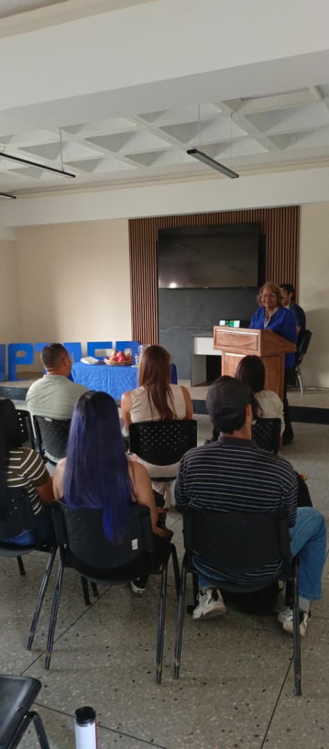 Uptaeb impulsa el debate sobre agricultura resiliente y prácticas sustentables